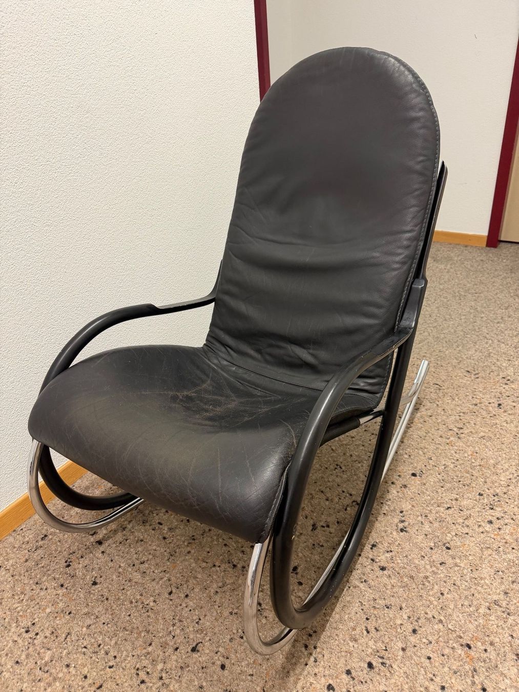 Strässle Poltrone: Strässle Schaukelstuhl Nonna – Usato da Gümligen venduto da Brocki-Reimal-Stift
