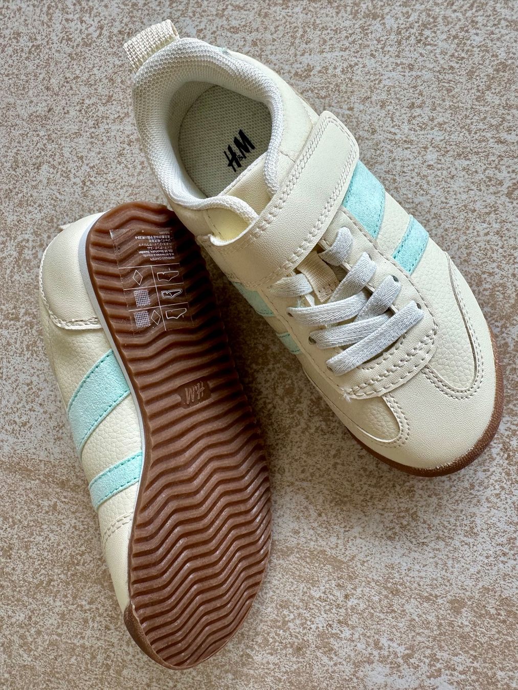 H&M Scarpe per ragazzi: (ungetragene) H&M Sneaker, Gr. 28 – Nuovo (secondo la descrizione) da Dübendorf venduto da liism 1