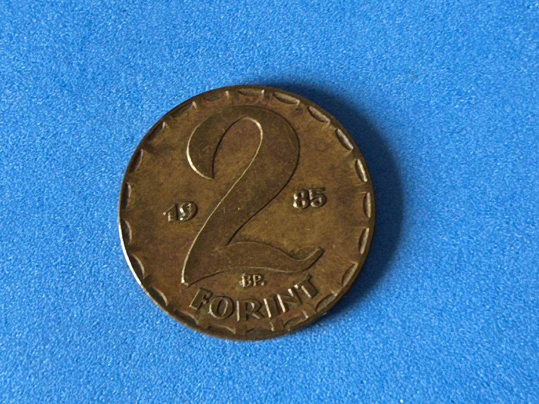 Tutti le monete: Hungary - 2 Forint 1985 – Usato da Corcelles NE venduto da AJKader 4