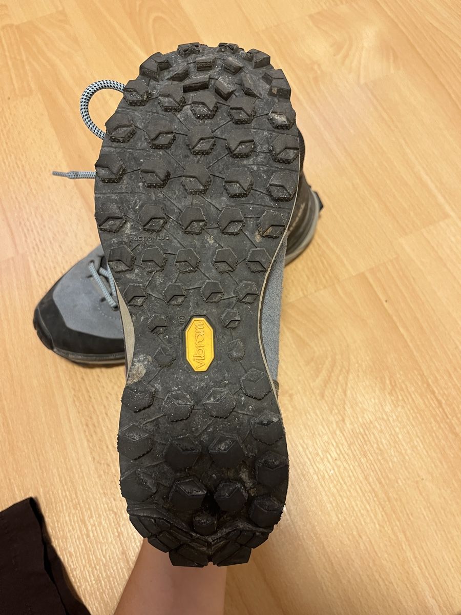 Meindl Scarpe da donna: Meindl Wanderschuhe 🥾 – Usato da Bern venduto da Annkristin 4