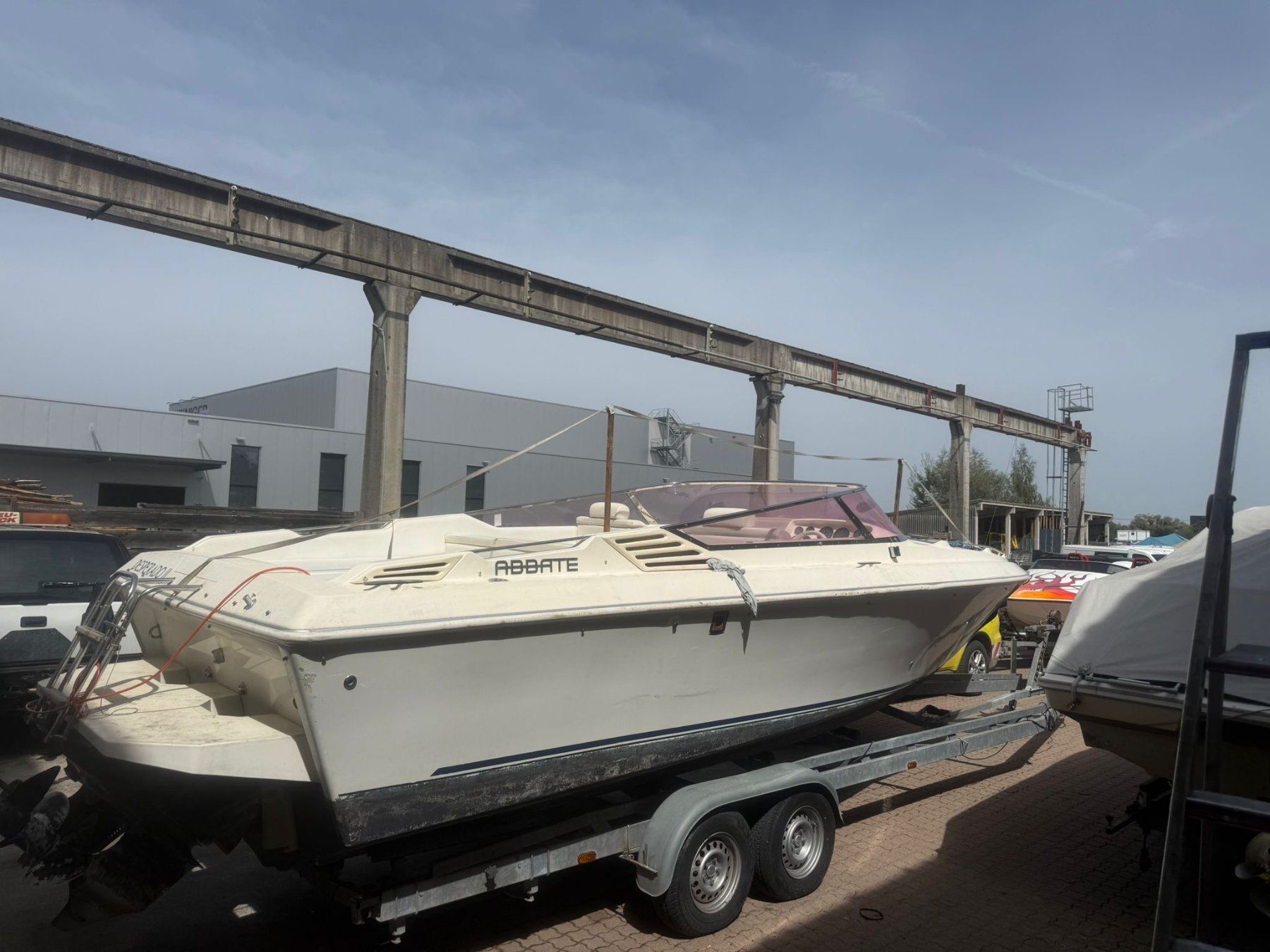 Bruno Abbate Boote: ABBATE 27 OFFSHORE – Gebraucht aus Avenches von BOOTTRANSPORTE
