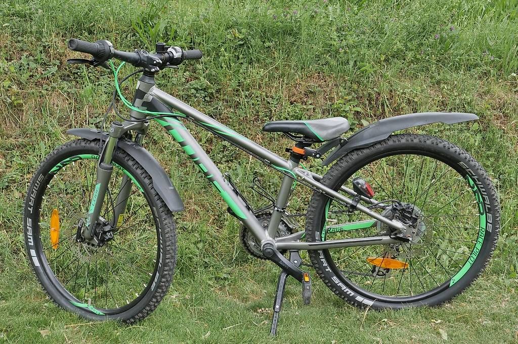 Cube Velos: Cube Kinderfahrrad 24" für ca. 9 bis 11-jährige geeignet – Gebraucht aus Fajauna von Freelance0 4