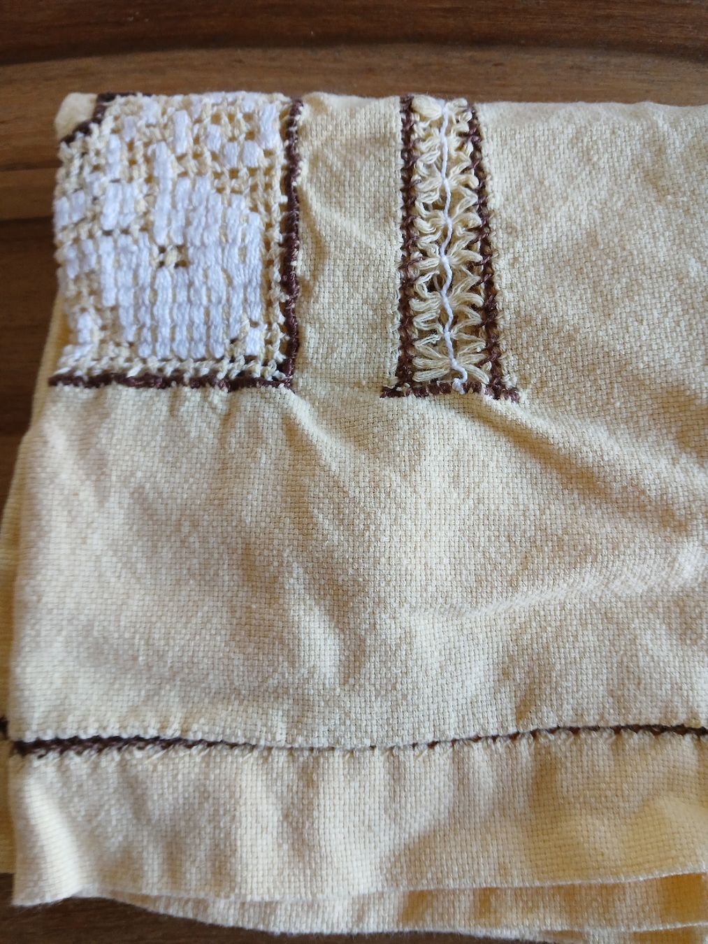 Altra biancheria da tavola: Vintage Embroidered Table Runner, Lovely Summer Design – Usato da Dübendorf venduto da LoRi-2026 1