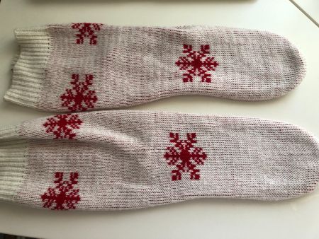 Warme Hüttensocken mit Schneeflocken - Grösse 36-38