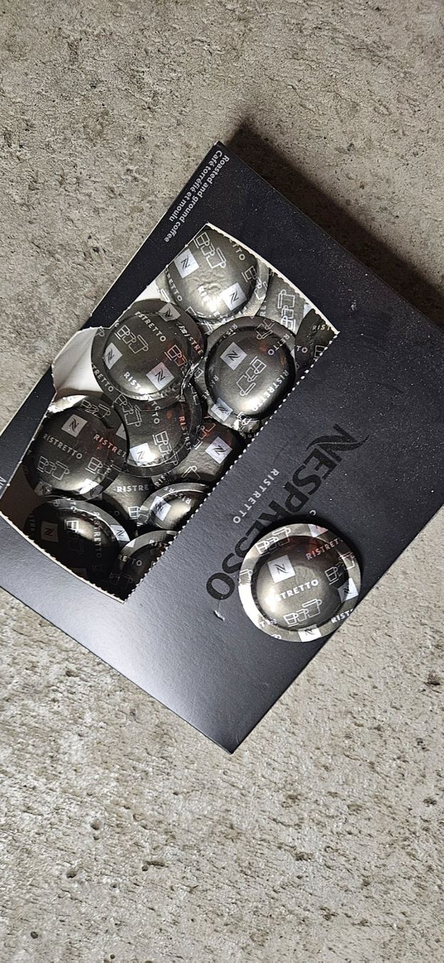 Nespresso Lebensmittel & Spezialitäten: Nespresso Ristretto  Classic – Neu und originalverpackt aus Baar von Vel...Baar45 4