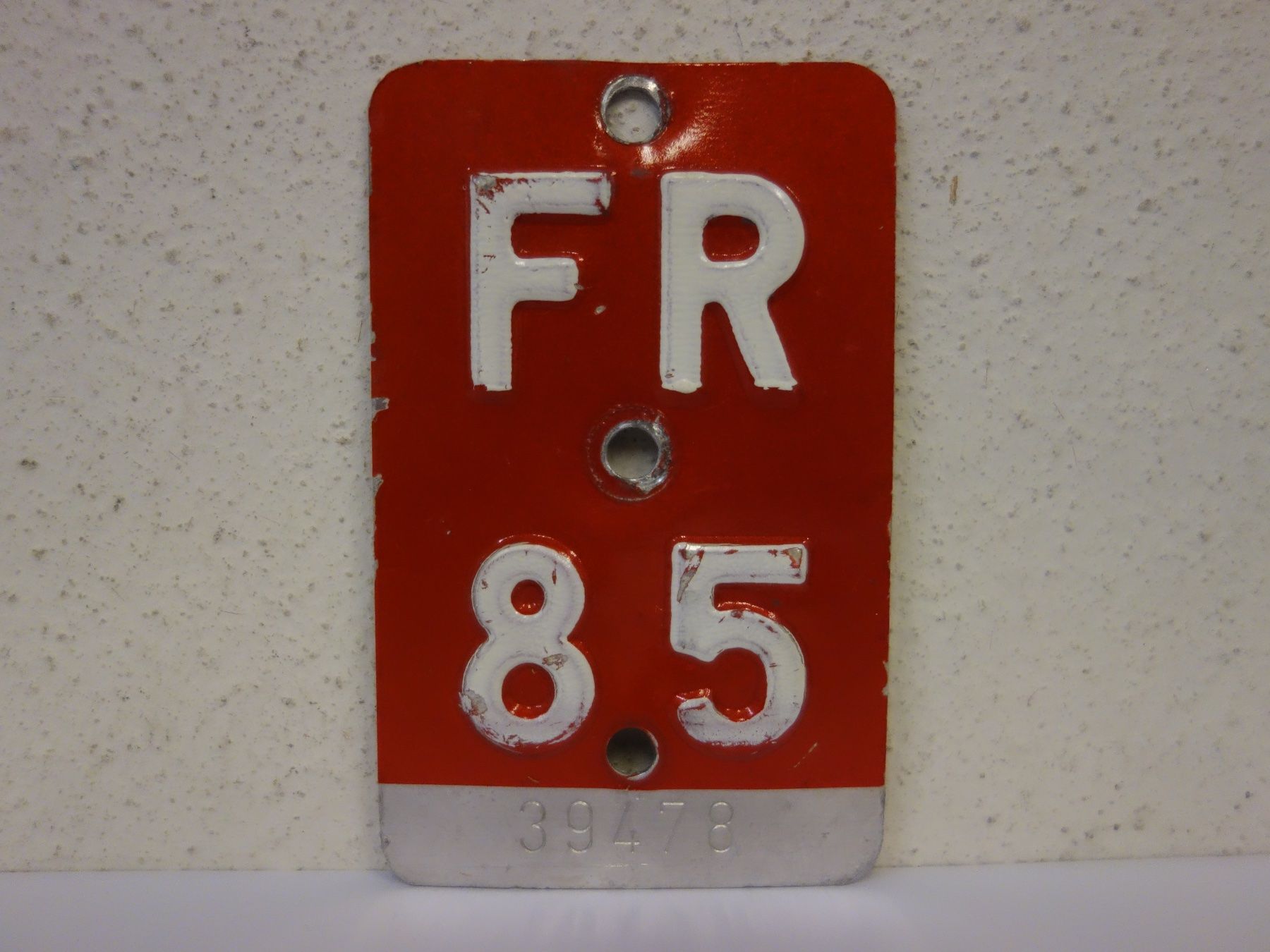Schilder: FR 85 VELONUMMER - FAHRRADSCHILD – Gebraucht aus Kerzers von zimmergruen