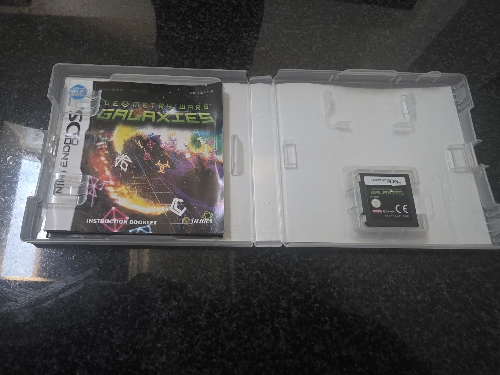Giochi: Geometry Wars Nintendo DS – Usato da Chavornay venduto da Crash37 2