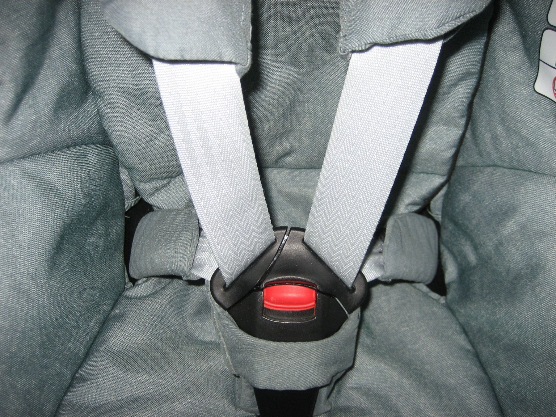 Maxi-Cosi Seggiolini per auto: 2 Way Pearl Pearl Pro I-Size Smart ISize für one oder 3 way – Usato da Giswil venduto da tilema 3