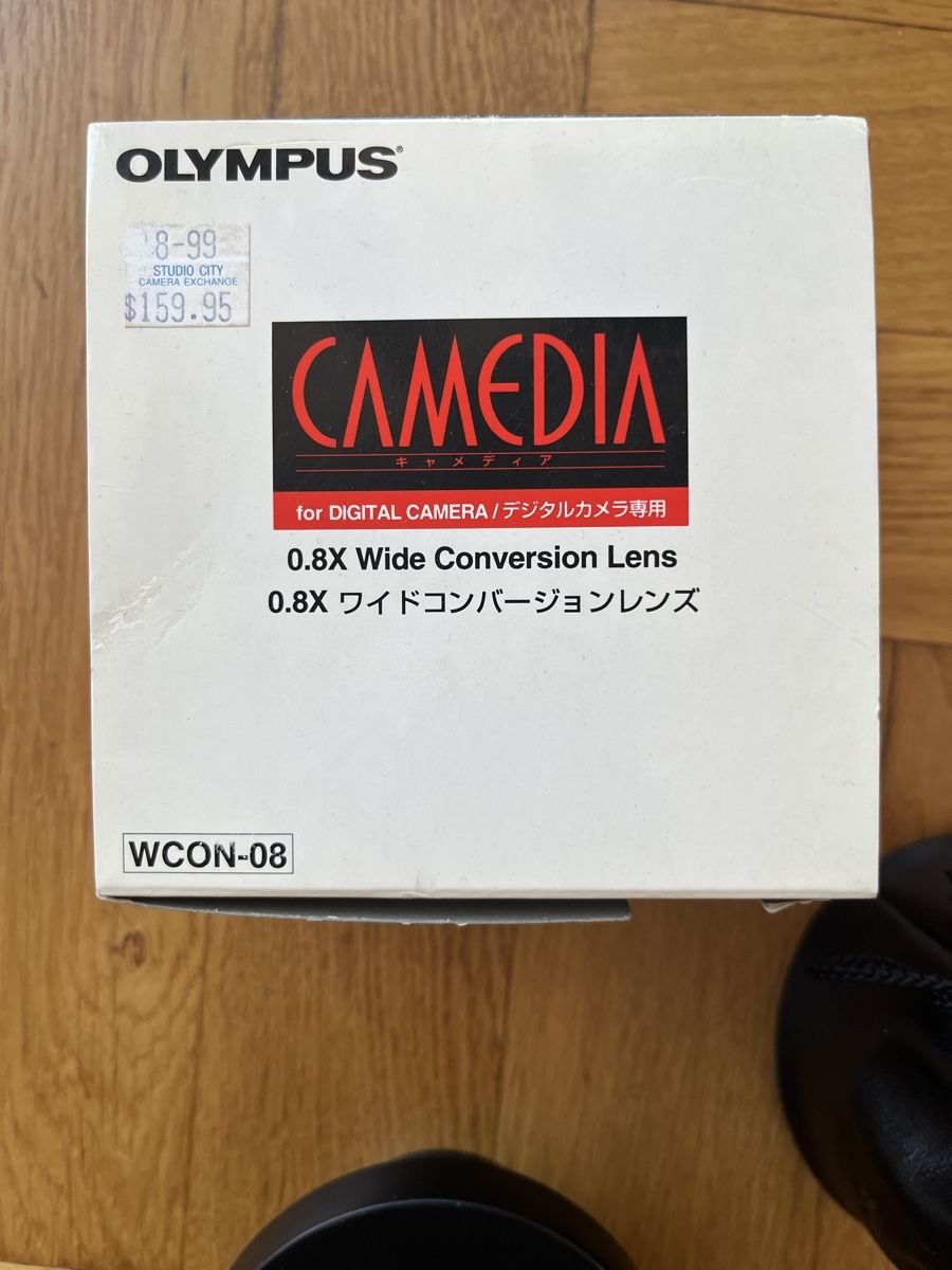 Convertitori: Olympus 0.8X Wide Conversion Lens – Usato da Lausanne venduto da picola29 7