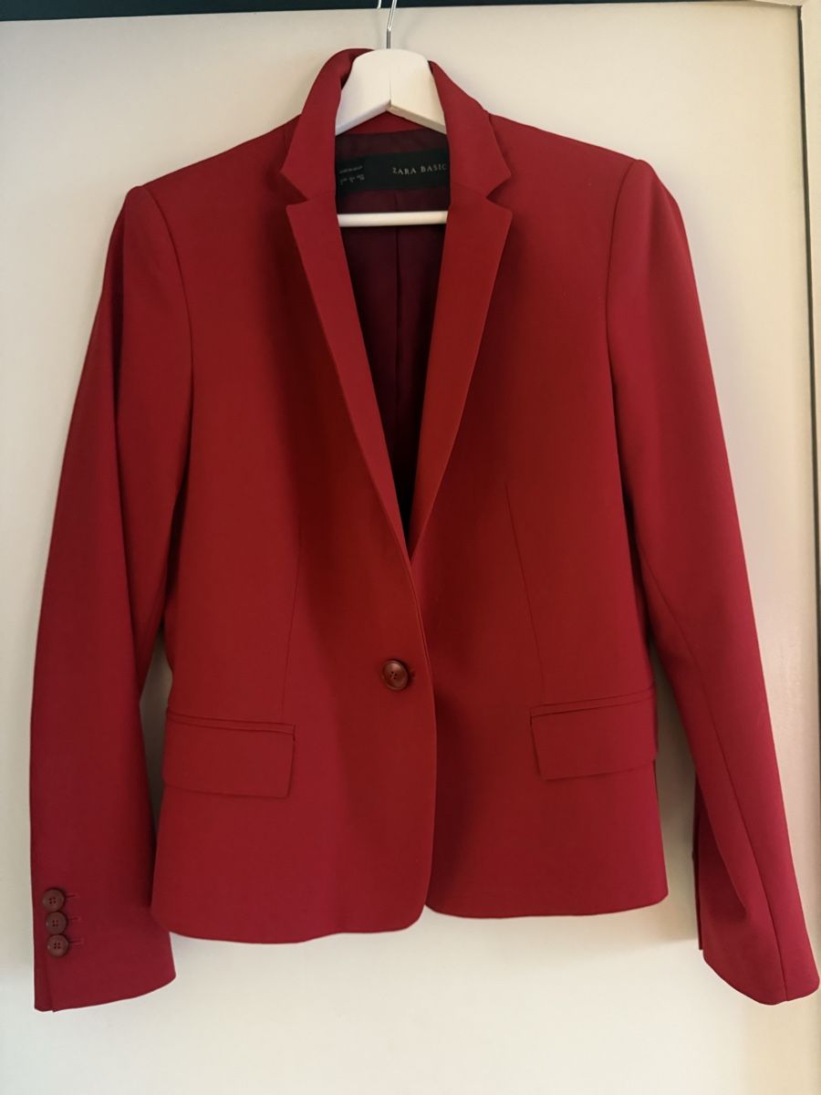 Zara Jacken: Roter Zara Basic Blazer - Top Zustand, Grösse L – Gebraucht aus Dübendorf von B.Lucia 1