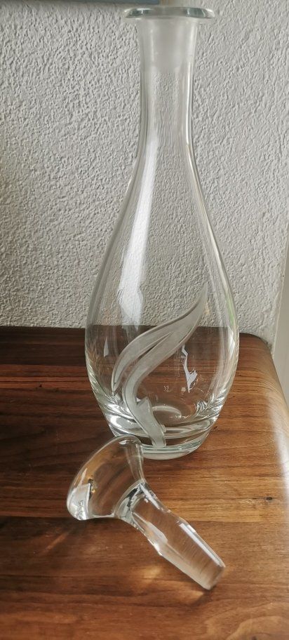 Caraffe: Elegante Glaskaraffe mit Stopfen – Usato da Dänikon ZH venduto da Beldiwuffi 1