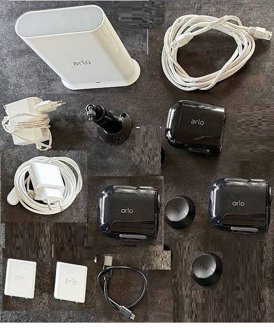 Arlo Videocamere: Set Arlo Überwachungskamera System mit 3 Kameras + SmartHub – Usato da Zuchwil venduto da Beppe_25.3 1