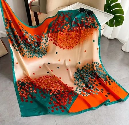 NEU! schöner Schal / Foulard ca. 90 * 90 cm Ahorn Türkis