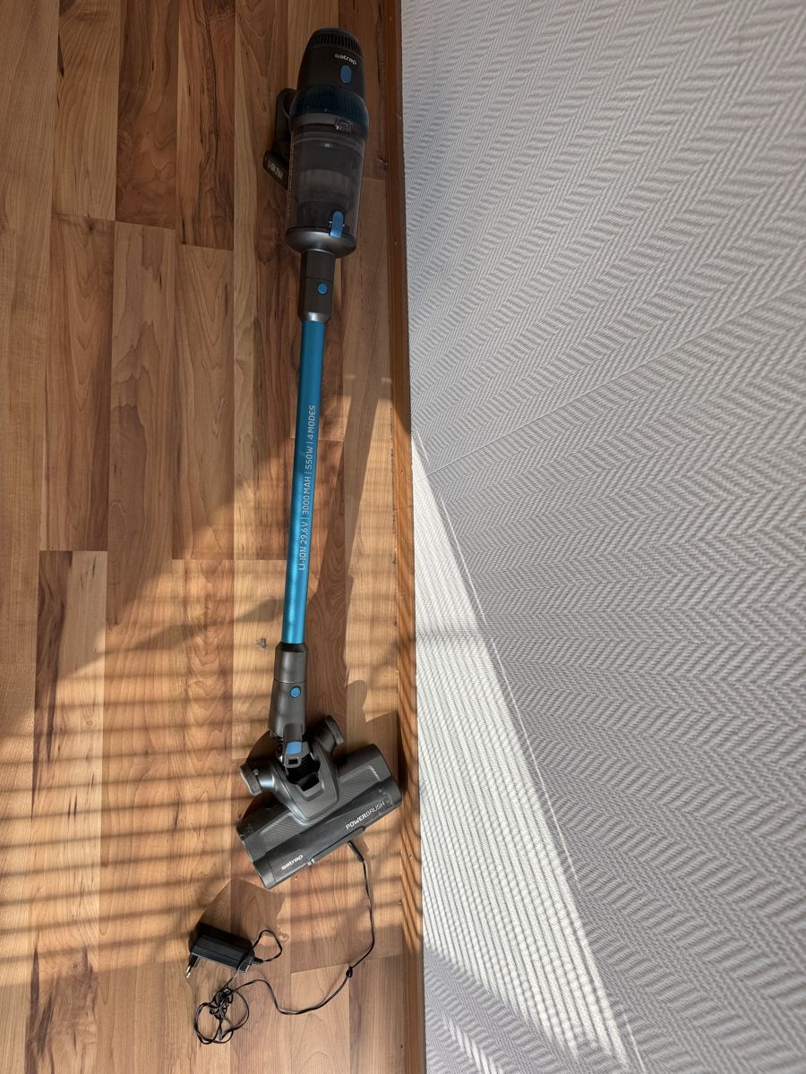 Aspirateurs & Accessoires: Vacuum cleaner  – D'occasion à Zürich par boc_5bmx