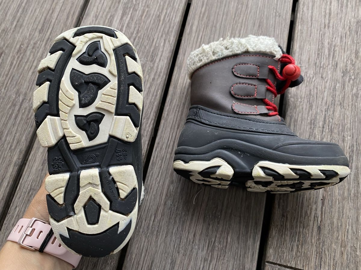 Scarpe per ragazzi: Winterstiefeli Gr. 22/23 – Usato da Urdorf venduto da Tjara65 4