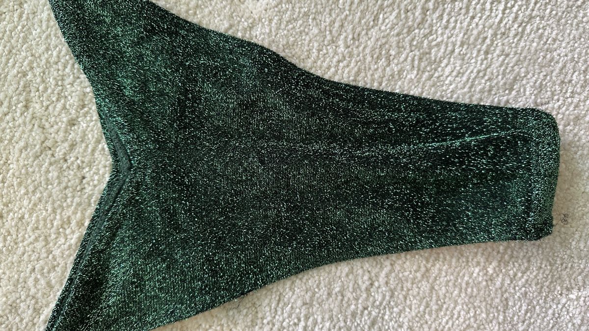 Badekleider & Bikinis: South Beach Green sparkly Bikini Bottom Size S – Gebraucht aus Zürich von kor_pm27