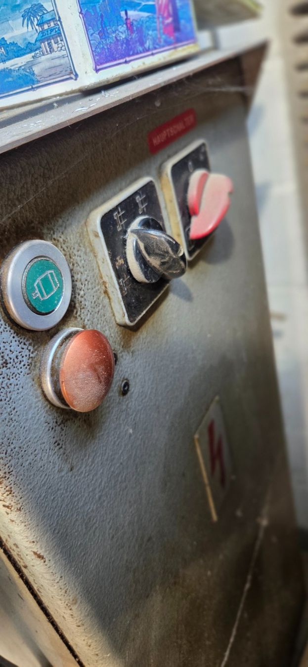 Schaublin Tutte le macchine: Fräsmaschine Schaublin 13 – Usato da Einsiedeln venduto da Emausi 7
