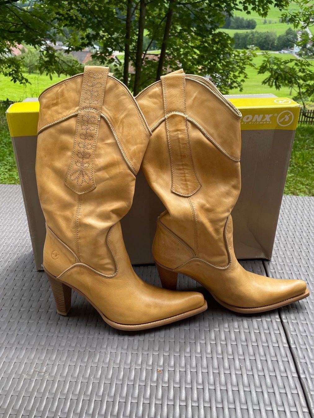 Damenschuhe: BRONX Cowboystiefel Gr. 38 – Neu und originalverpackt aus Thal von Shiivaya 1