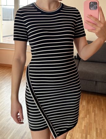 Striped Dress black white short sleeves size S new condition