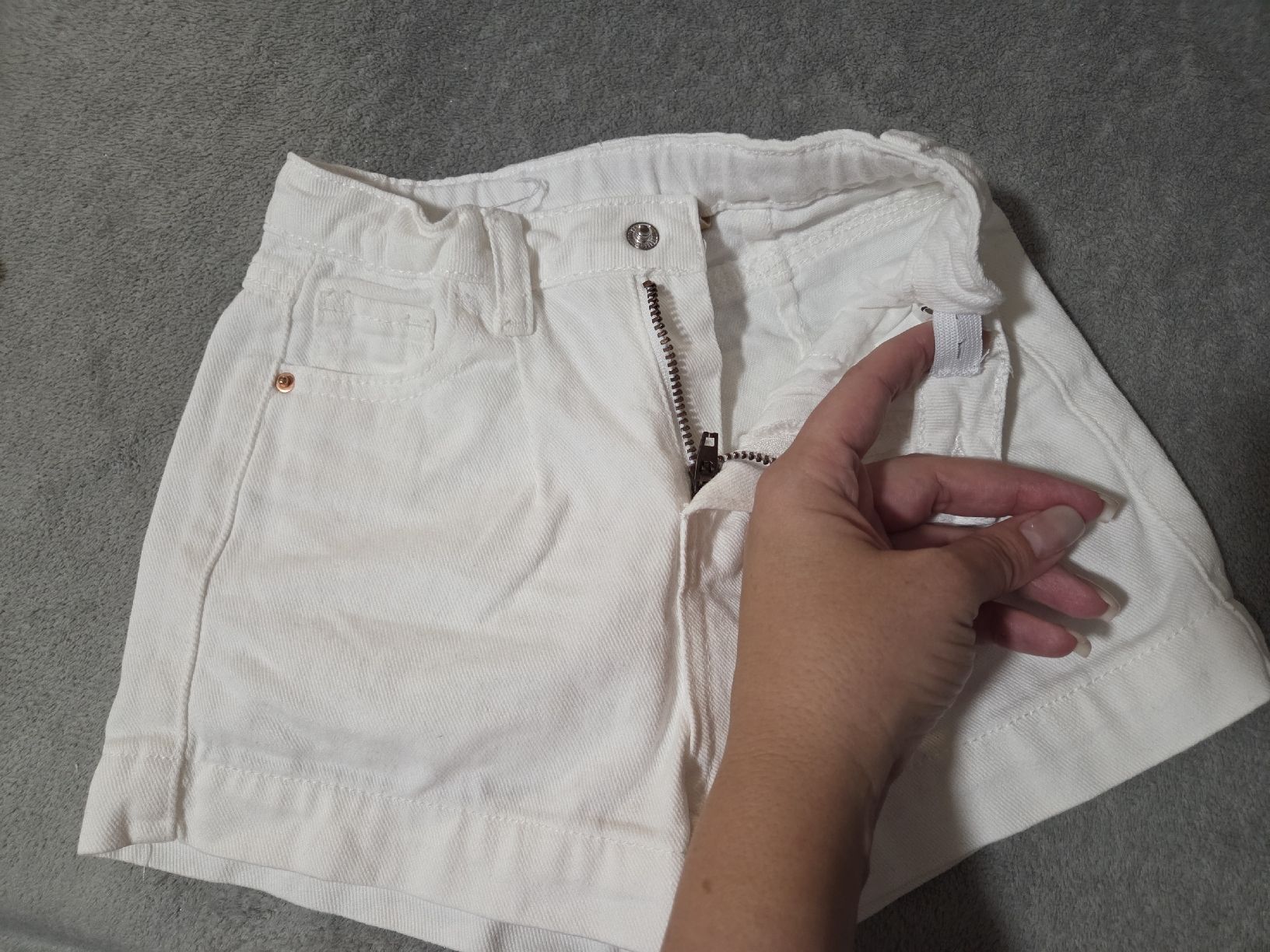 Pantaloni: Hose Grösse 110 – Usato da Aarburg venduto da augenschmaus8 1