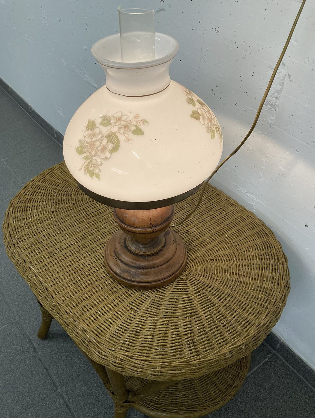 Lampade: Tischlampe Antik - Holz Elektrisch – Usato da Thalheim an der Thur venduto da erwin328 1