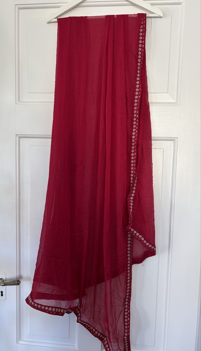Vestiti: Lehenga ungetragen – Nuovo (secondo la descrizione) da Bern venduto da klav 8