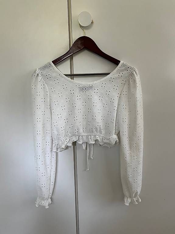 Blusen: kurze weisse Bluse, Gr. S (USA)  – Gebraucht aus Maur von tab_z9rh 2