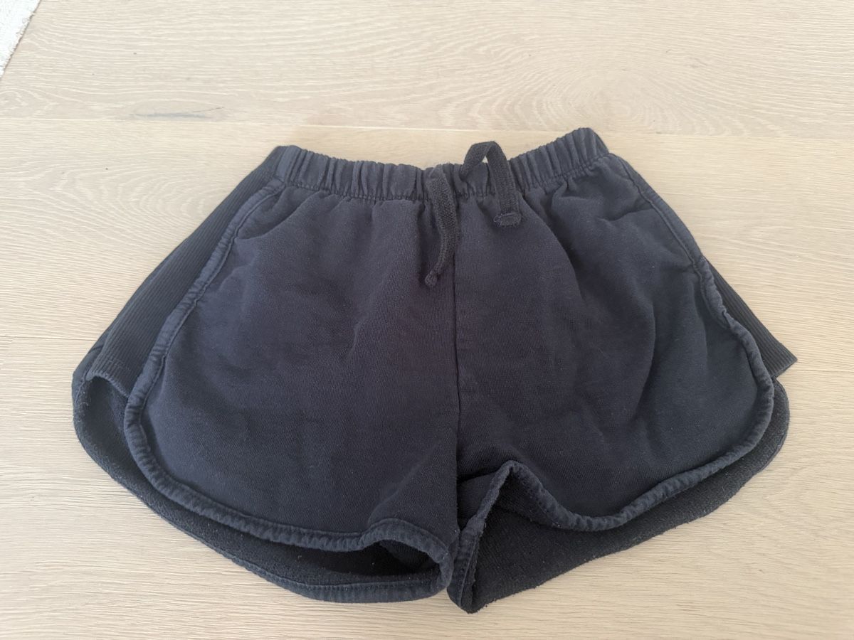 Zara Pantalons: Zara kurze Hose 152 cm – D'occasion à Wallisellen par Nataschab0