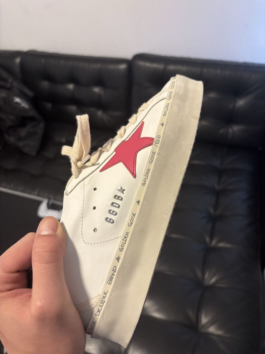 Golden Goose Scarpe da donna: Golden Goose White & Blue Sneakers – Usato da Chur venduto da Cuteclothes7k 5