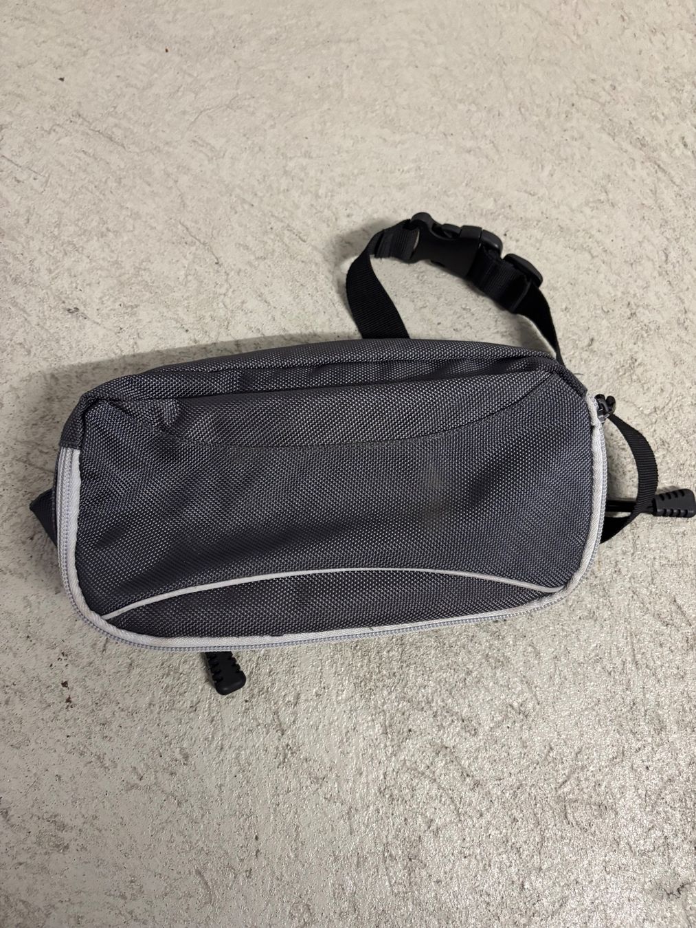 Borse: Donnay Gürteltasche mit vielen Fächern – Usato da Sonterswil venduto da VD-Service 2