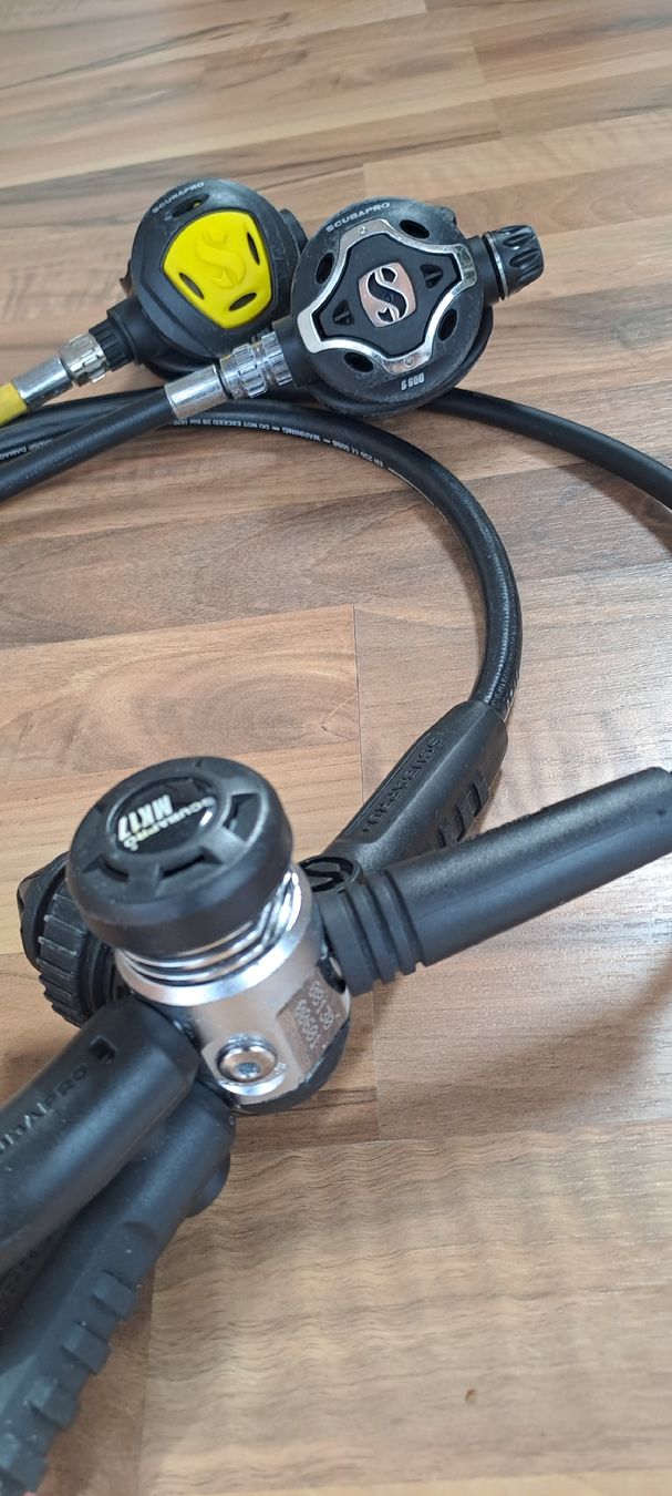 Scubapro Atemregler & Jackets: Scubapro MK17 Atemregler  – Gebraucht aus Niederdorf von fah_9wky 1
