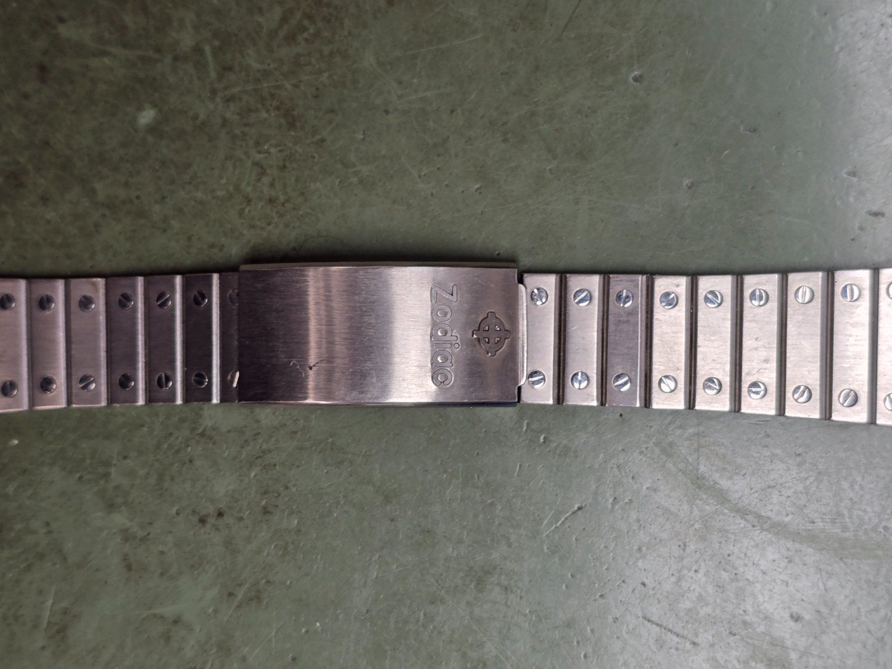 Armbänder & -reifen: Bracelet de montre Zodiac – Gebraucht aus Tramelan von Nirdan 1