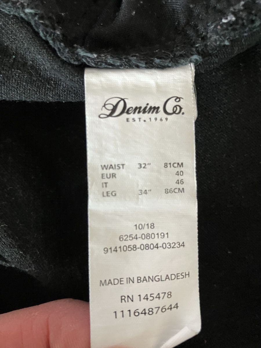 Jeans: Denim Jeans schwarz 32x34 – Usato da St. Gallen venduto da Rennicky 2