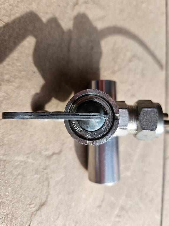 DKW Tutti i ricambio per moto: Benzinhahn Karcoma M16x1 für DKW RT – Usato da Beinwil am See venduto da Schnugi6 1