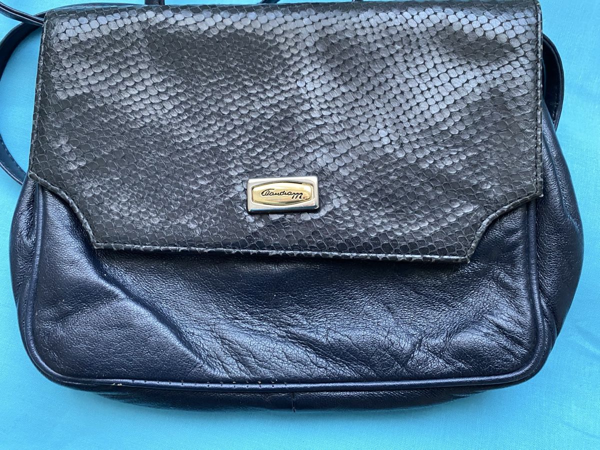 Borse da donna: Elegante Leder Handtasche blau grau – Usato da Flawil venduto da sonnengeist 3