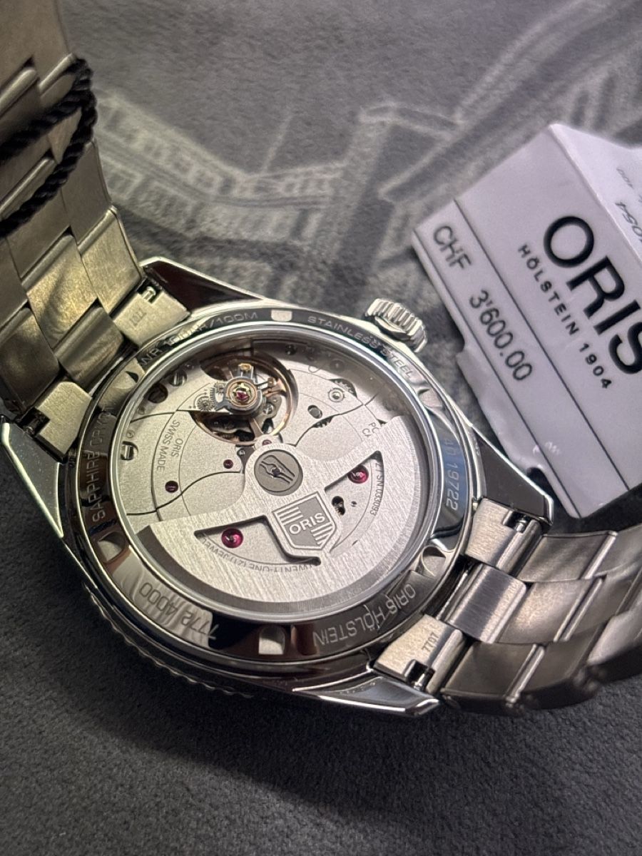Oris Uhren: Oris Divers Sixty-Five Calibre 400 neu – Neu (gemäss Beschreibung) aus Zermatt von Wega.Boutique 3