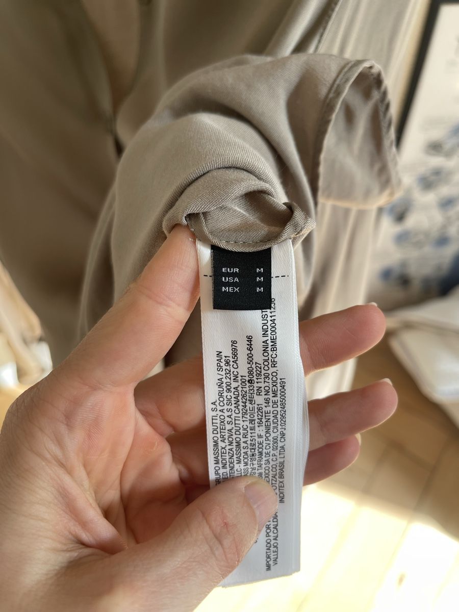 Massimo Dutti Camicette: Massimo Dutti 100% Viskosebluse Beige/Champagne M – Nuovo (secondo la descrizione) da Zürich venduto da flo_8x2x 5