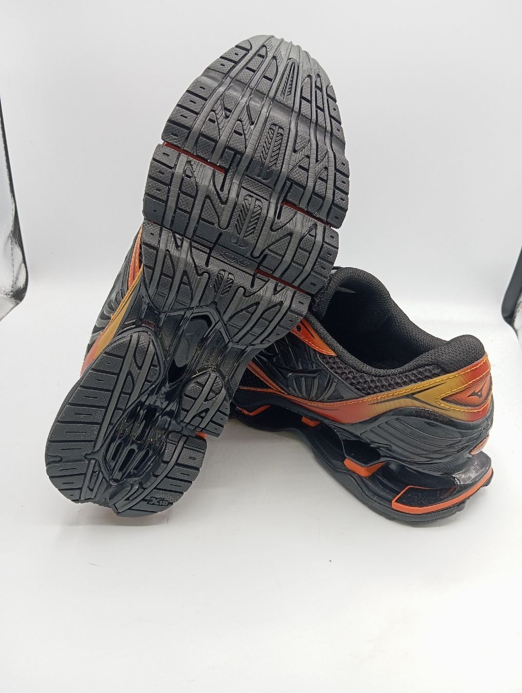 Mizuno Scarpe da uomo: Mizuno Wave Prophecy Tokyo Drift (EU41) – Nuovo e nell'imballaggio originale da Schaffhausen venduto da outlez 6
