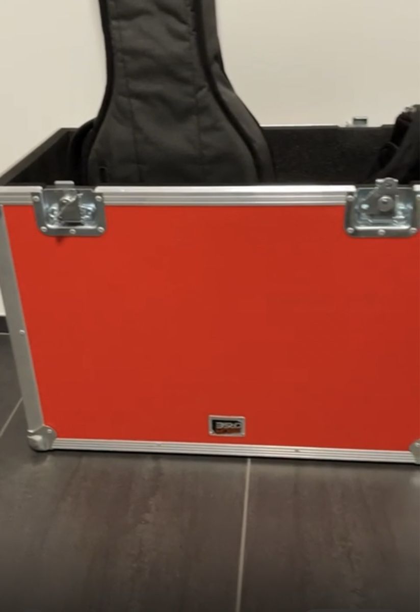 Strumenti musicali: Tone king Metropolitan – Usato da Niedergesteln venduto da die_7dpv 6