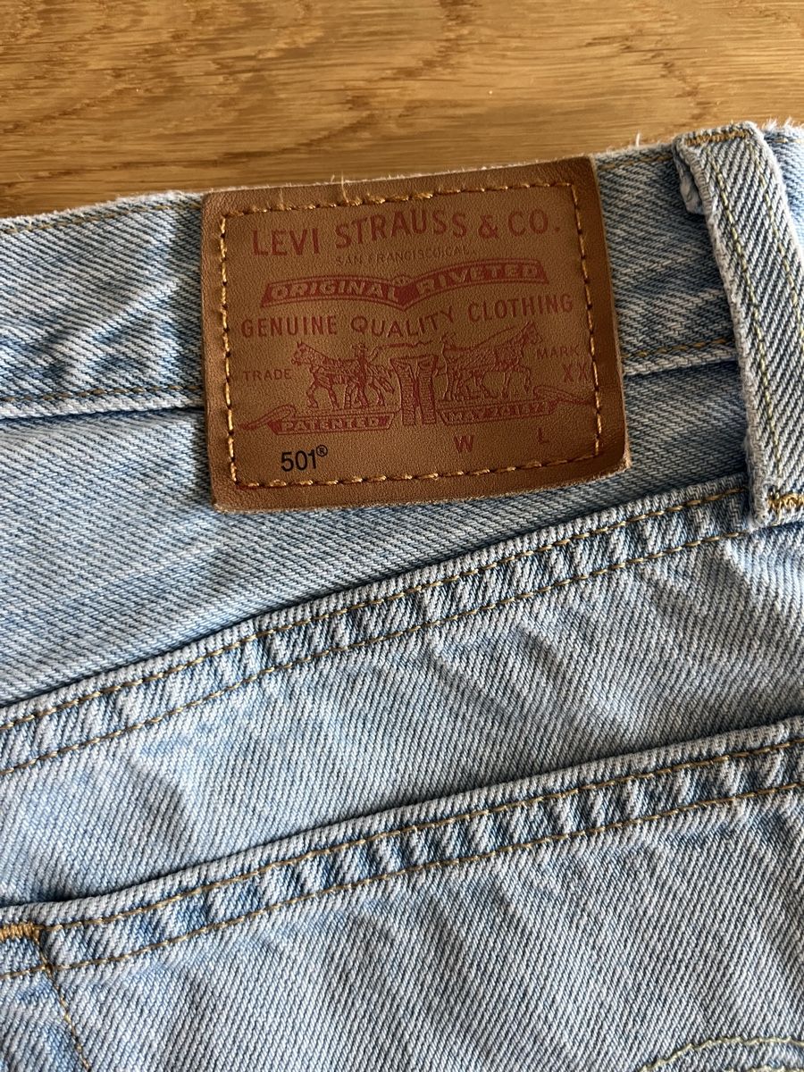 Levi's Jeans: Levi's 501 Jeans Grösse W26 L28 – Usato da Frauenfeld venduto da heyLani 4