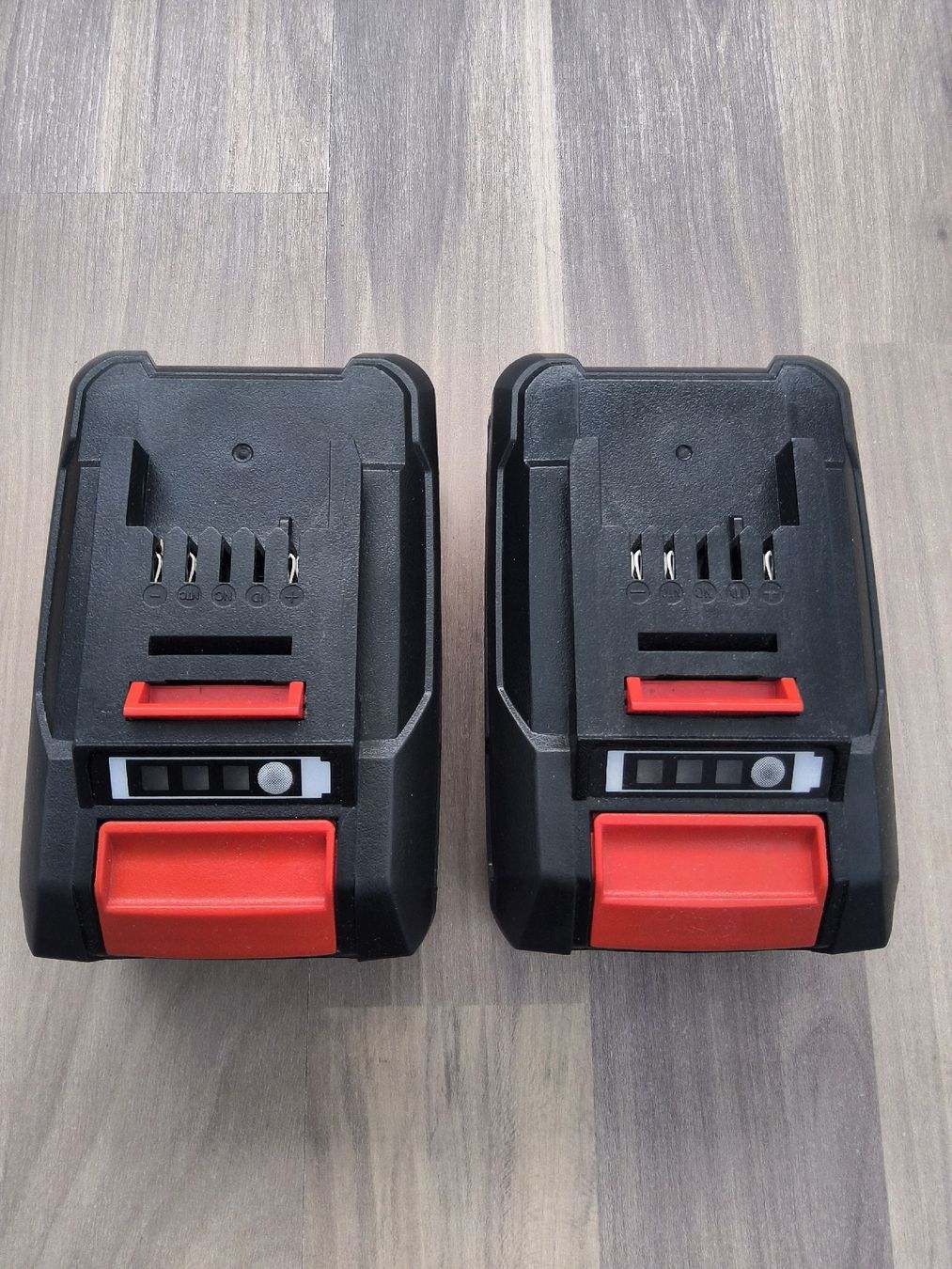 Einhell Caricatori & Batterie: Einhell Akku Liion. 4.0 Ah 18V 2 Stk. – Usato da Gross venduto da tho_8nxw 1