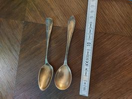 LOT 2 LÖFFELI KEIN SILBER, VERSILBERT??