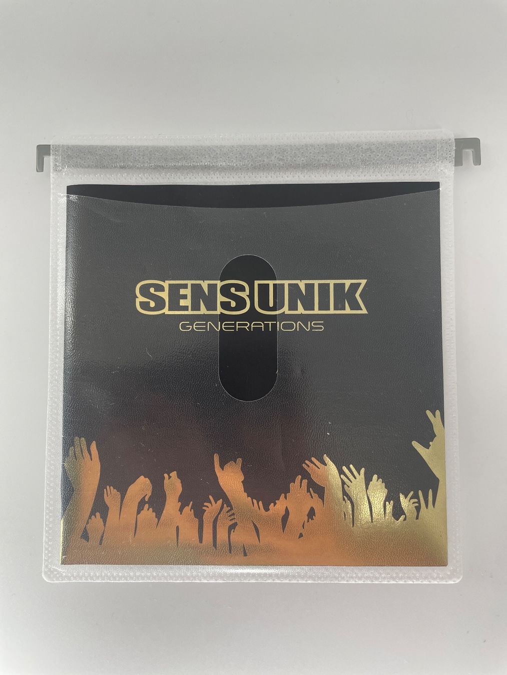 CD: SensUnik Generations CD Album – Usato da Auenstein venduto da moin.