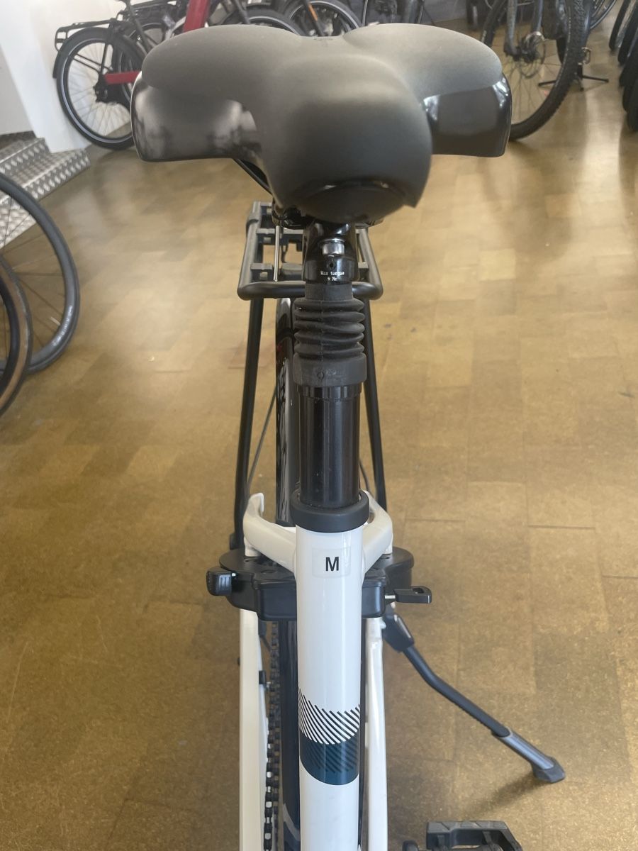 Bosch Velos: Diamant Beryll Bosch 800wh – Gebraucht aus Elgg von M-A-C 3