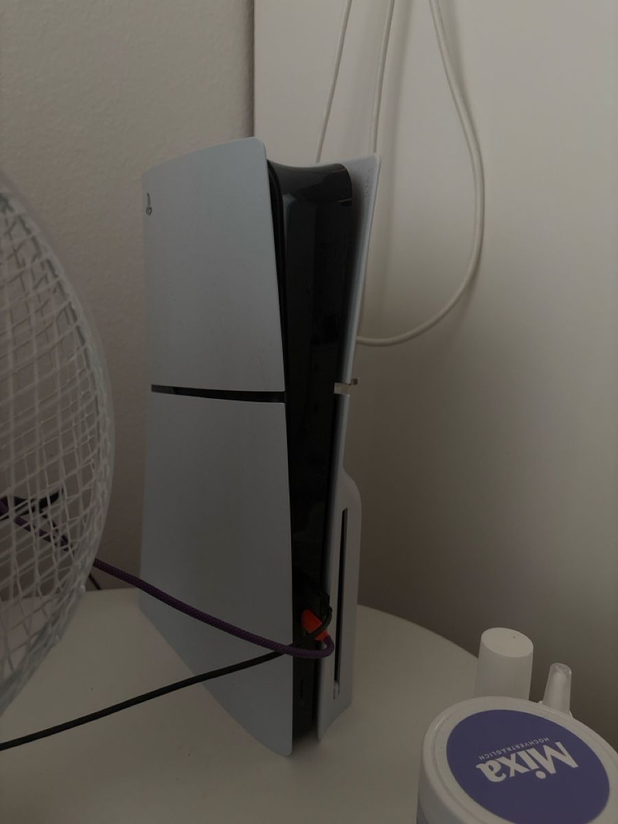 Sony Consoles: PS5 Slim Disc, Wenig gebraucht – Neuf (Voir description) à Dietikon par cenkvendetta 2