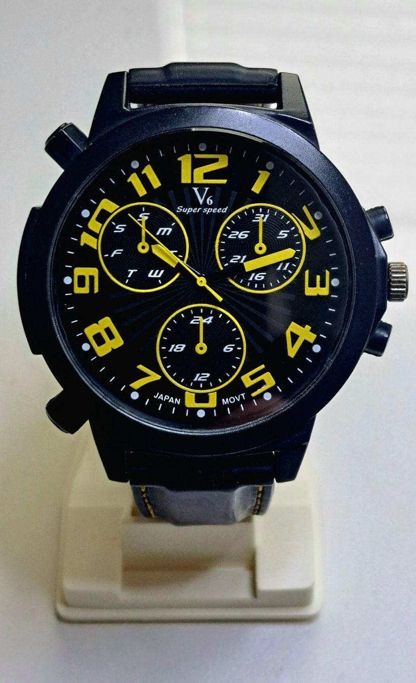 Orologi: Modeuhr im Chronograph-Style – Nuovo (secondo la descrizione) da Oftringen venduto da Second-Hand-Uhren