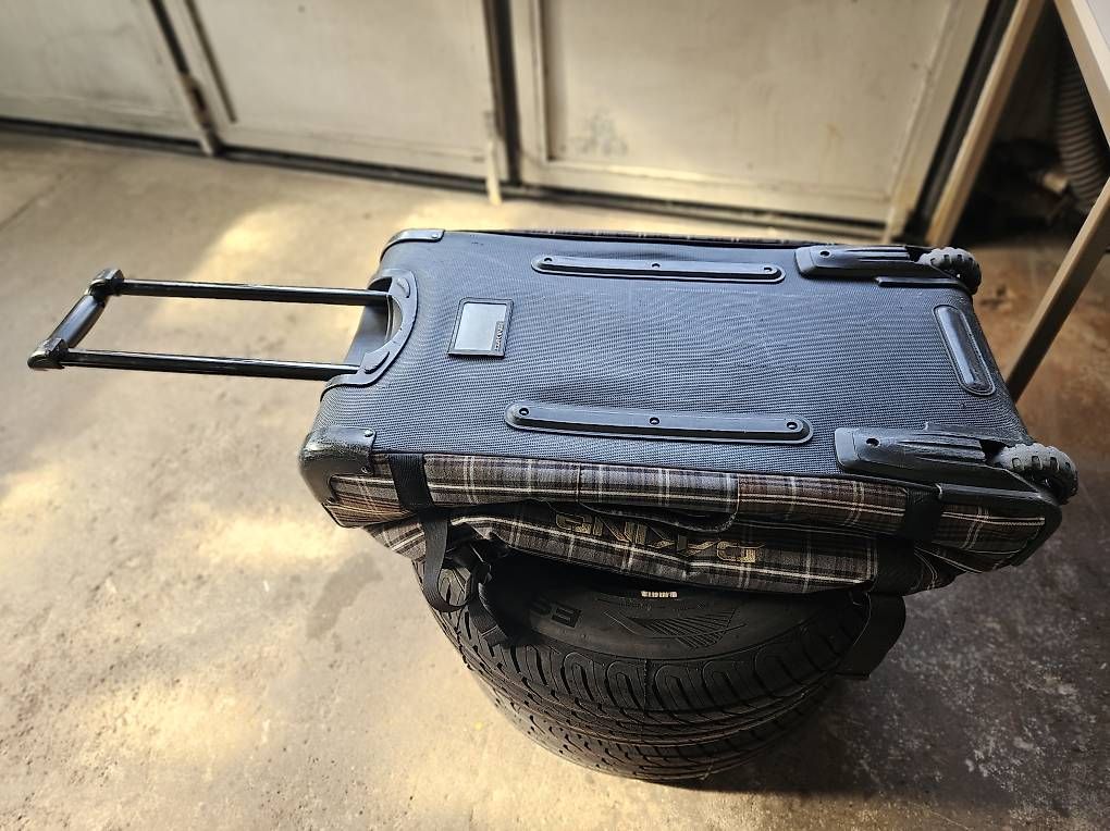 Valises de voyage: Rollkofer Dakine 110L – D'occasion à Münsingen par astra76 2