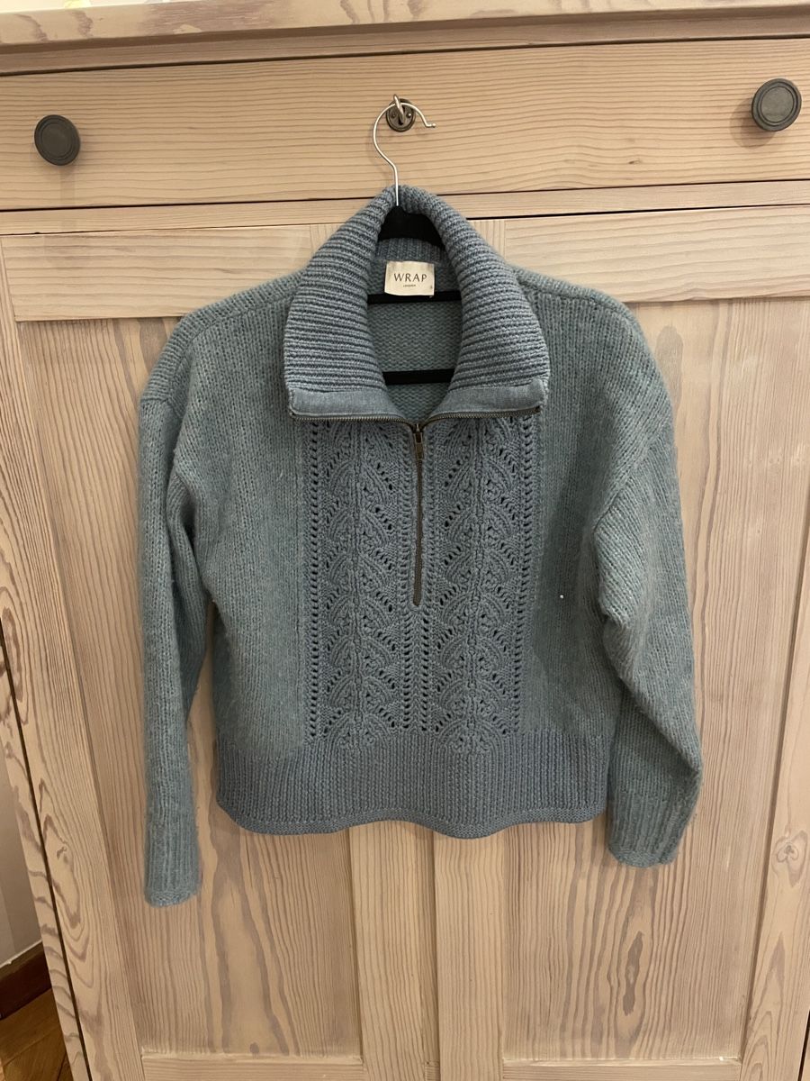 Maglioni & Felpe: WRAP London Wollpullover Gr. 36 Hellblau Winter Special! – Nuovo (secondo la descrizione) da Basel venduto da non_vn79