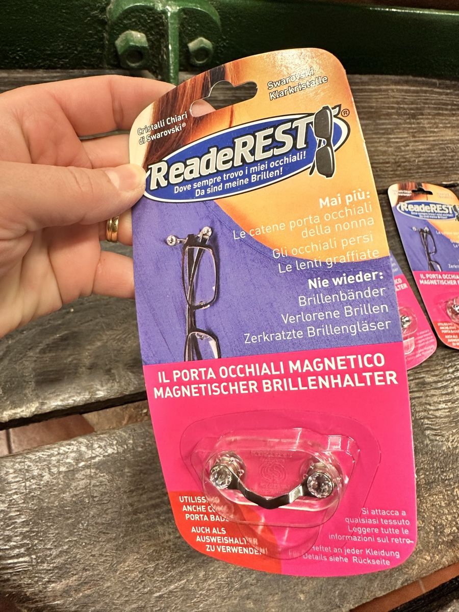 Supporti a parete: Brillenhalter Readerest – Nuovo e nell'imballaggio originale da Grosswangen venduto da laTrulla 1