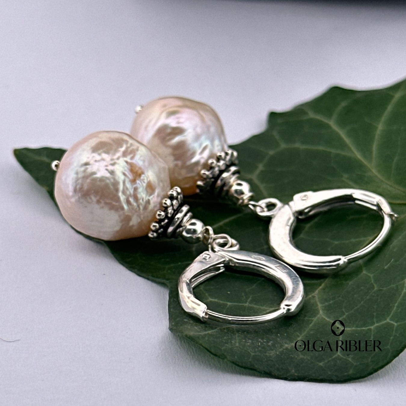 Olga Ribler Orecchini pendenti & Orecchini a lobo: Sterling Silber 925 Ohrringe mit Barock Perlen – Nuovo (secondo la descrizione) da Luzern venduto da Schmuckoutlet 1